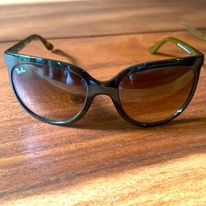 Ray-Ban CATS 1000 Polished Light Havana Brown Lens